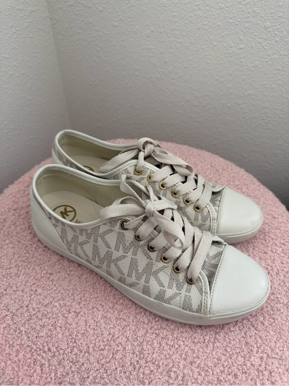 Michael Kors Light Beige Logo Low-Top Lace-Up Sneakers